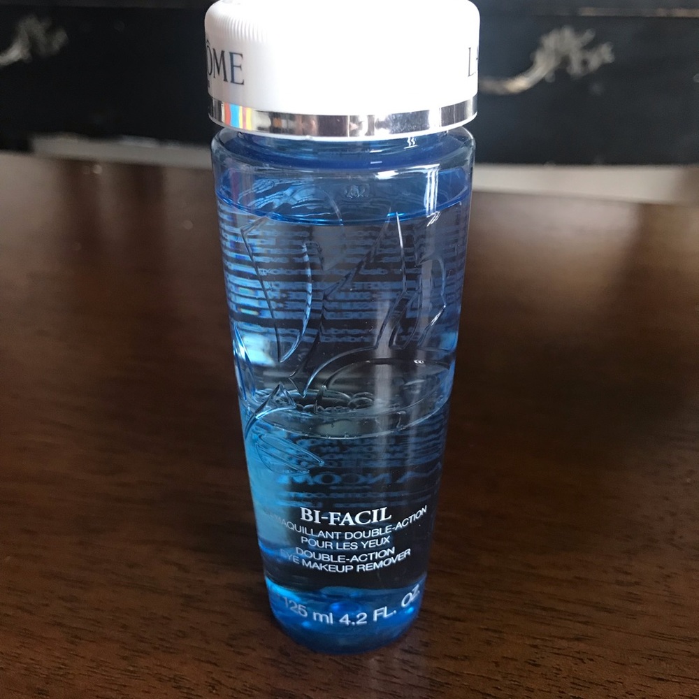Lancôme eye-makeup remover